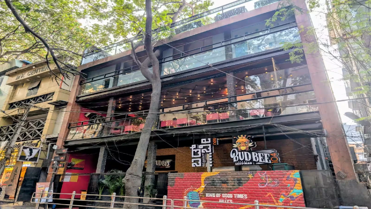 BudBee 104 Resto Bar | Koramangala 7th Block