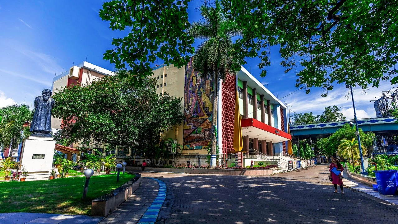 Rabindra Sadan, Cathedral Road