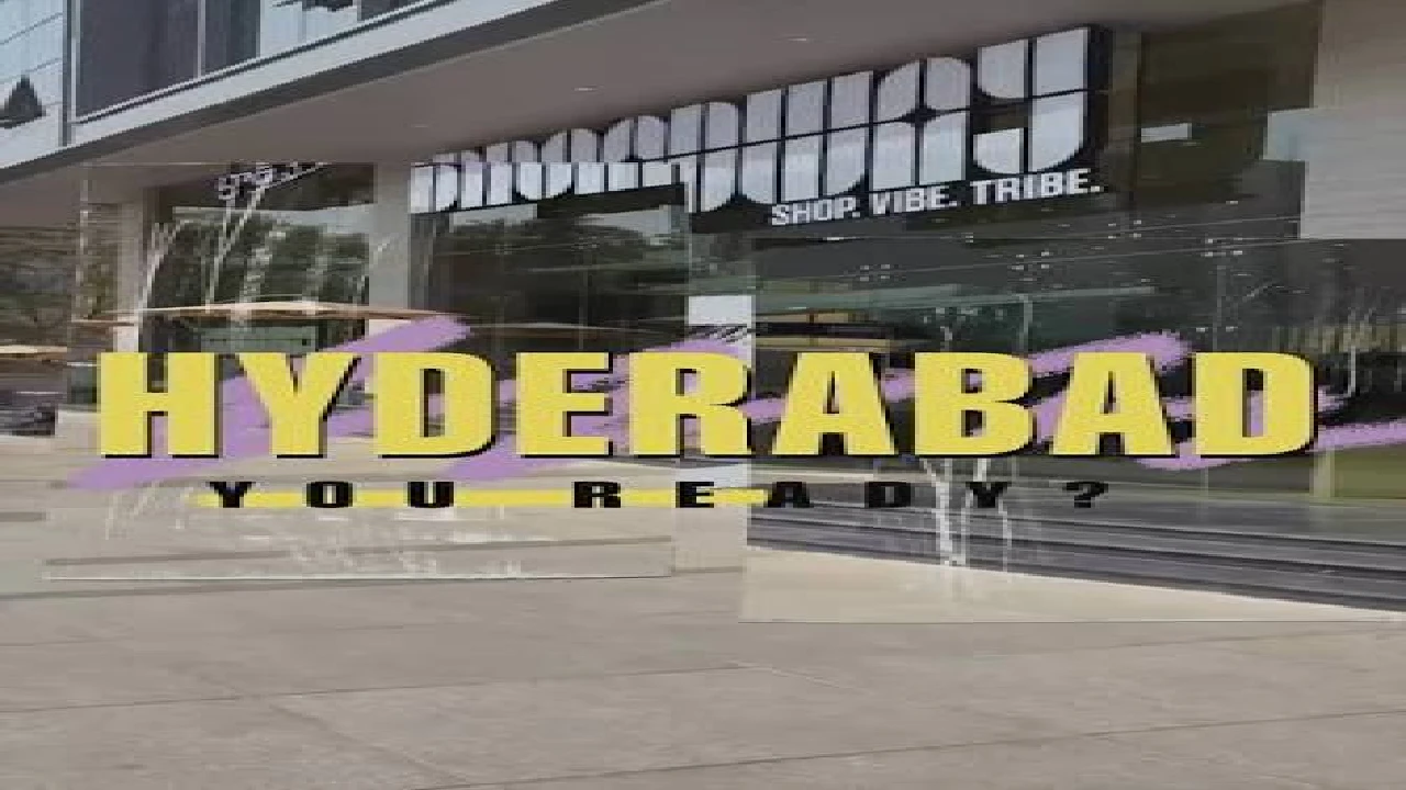 Broadway - New Age Department Store