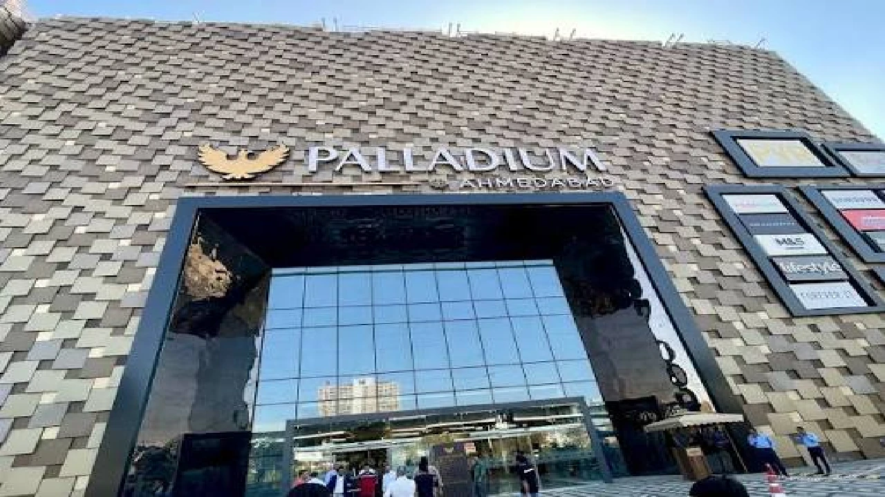 Palladium Mall