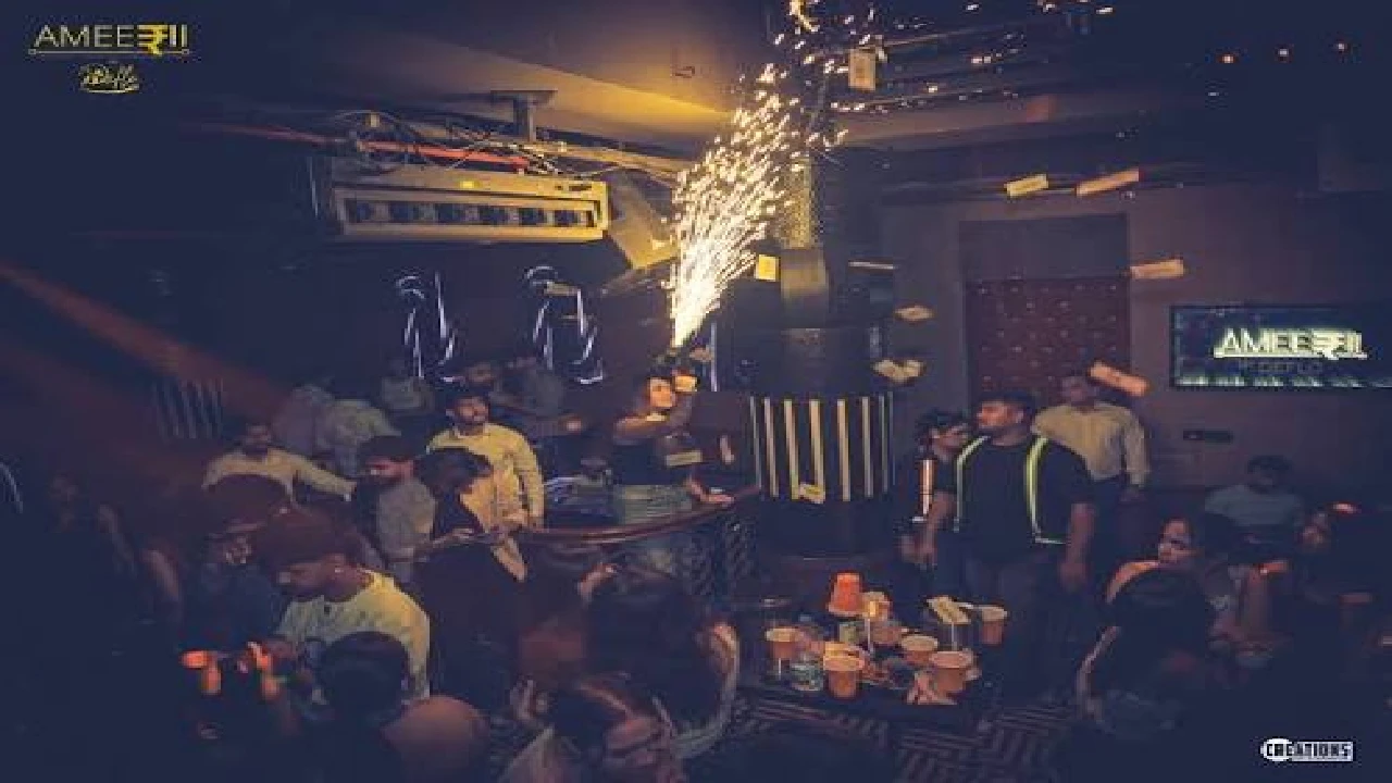 Ameerii Night Club, Panchkula