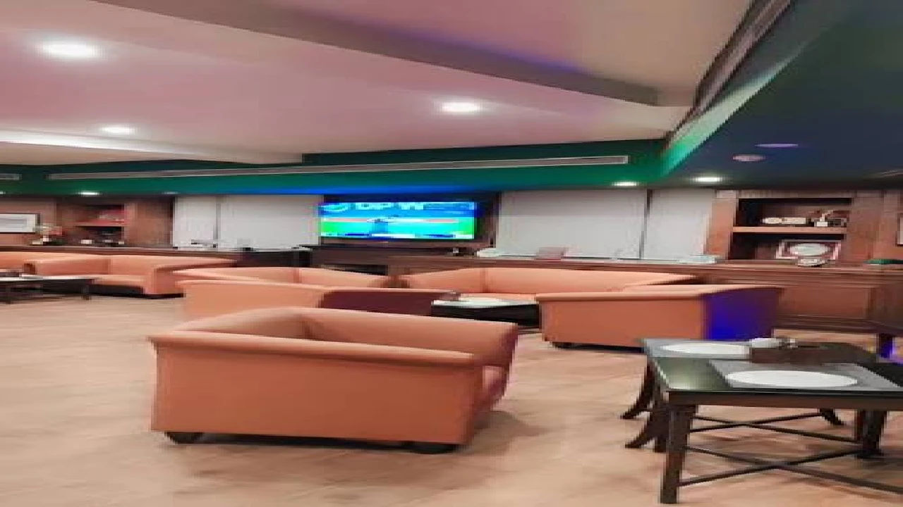 Clubb Canopy, SAS Nagar