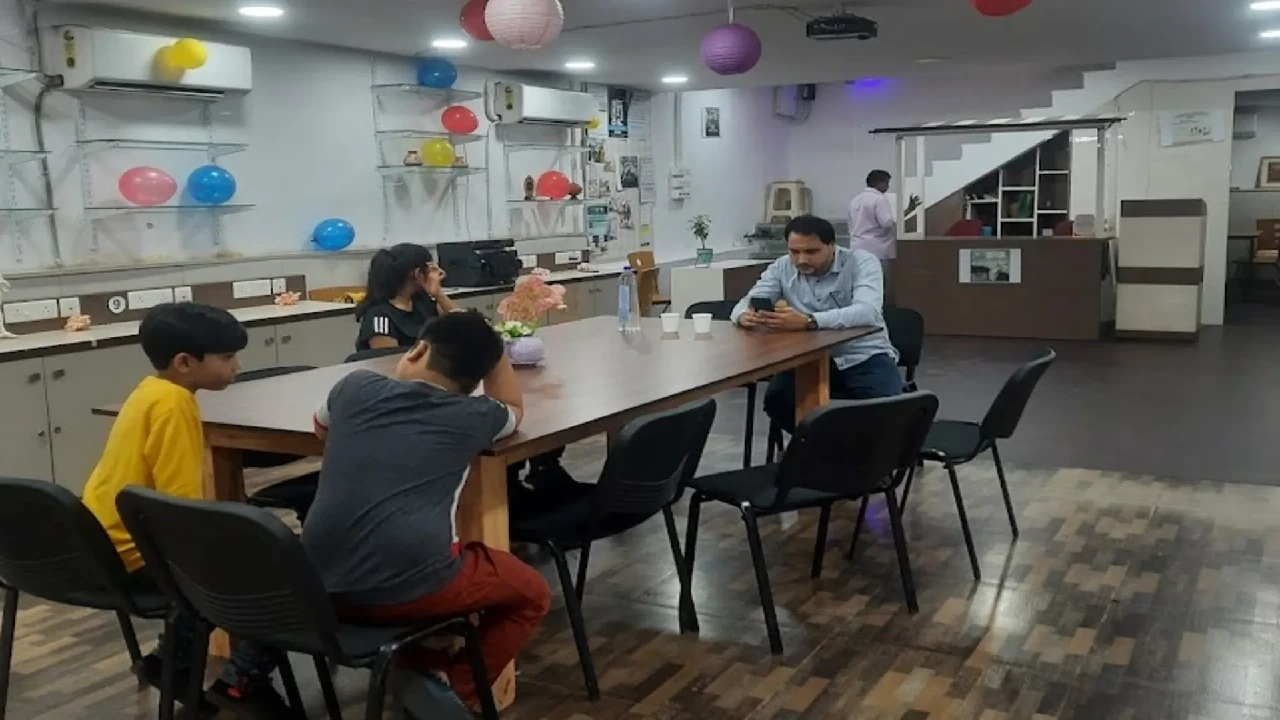 Agora Space,